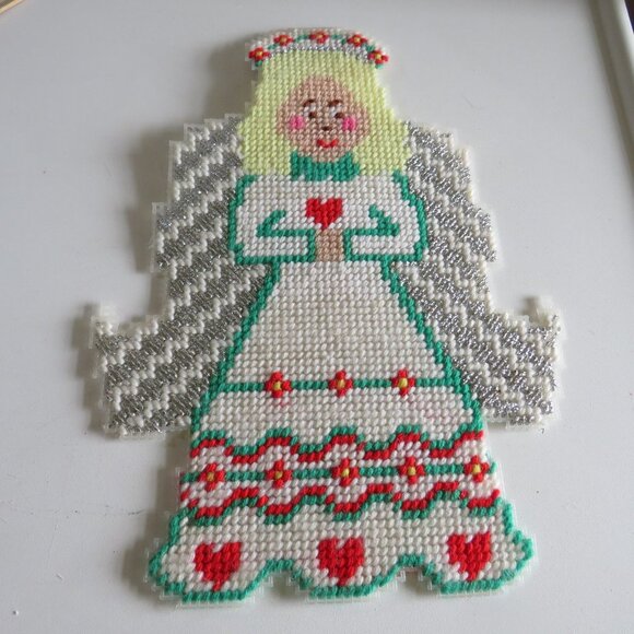 Angel Red & Teal Green Silver Vintage Plastic Canvas Retro Christmas Wall Decor - Picture 1 of 3